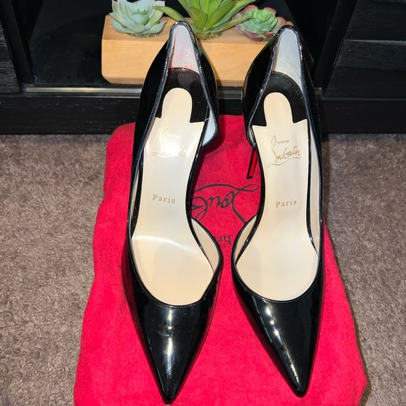 Brand New Never worn Christian louboutin Iriza size 42. - Picture 3 of 13